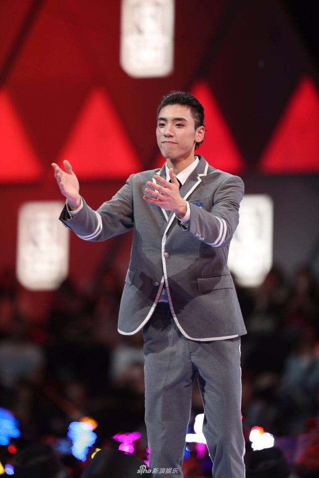 组图：《偶练》九人团名单公布 蔡徐坤范丞丞Justin等成功出道