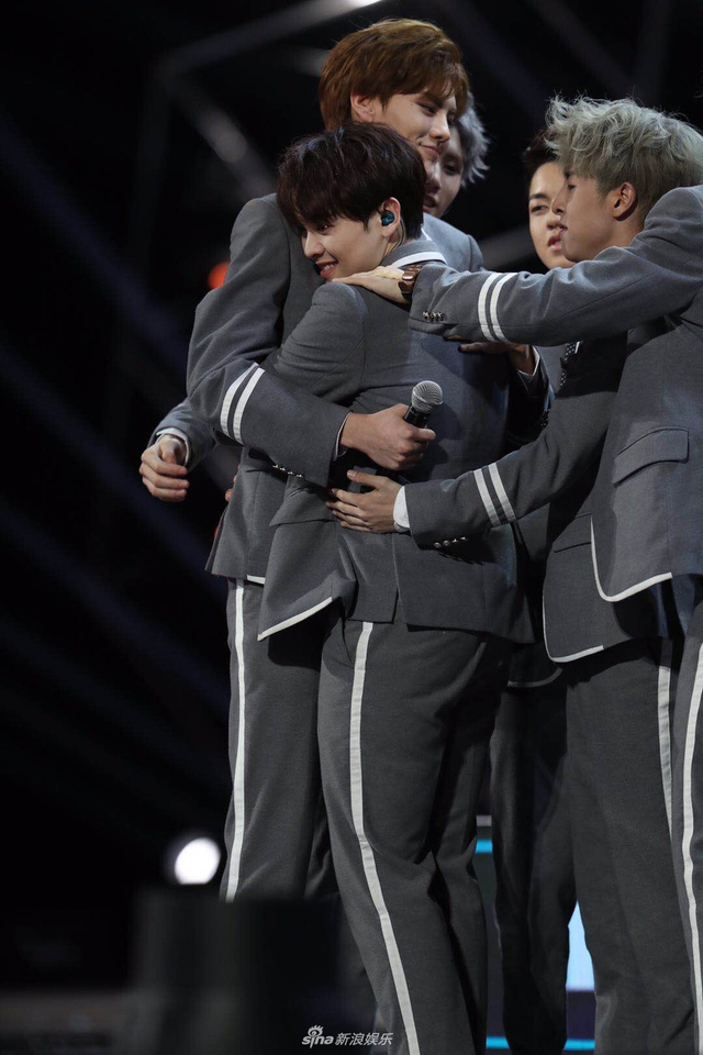 组图：《偶练》九人团名单公布 蔡徐坤范丞丞Justin等成功出道