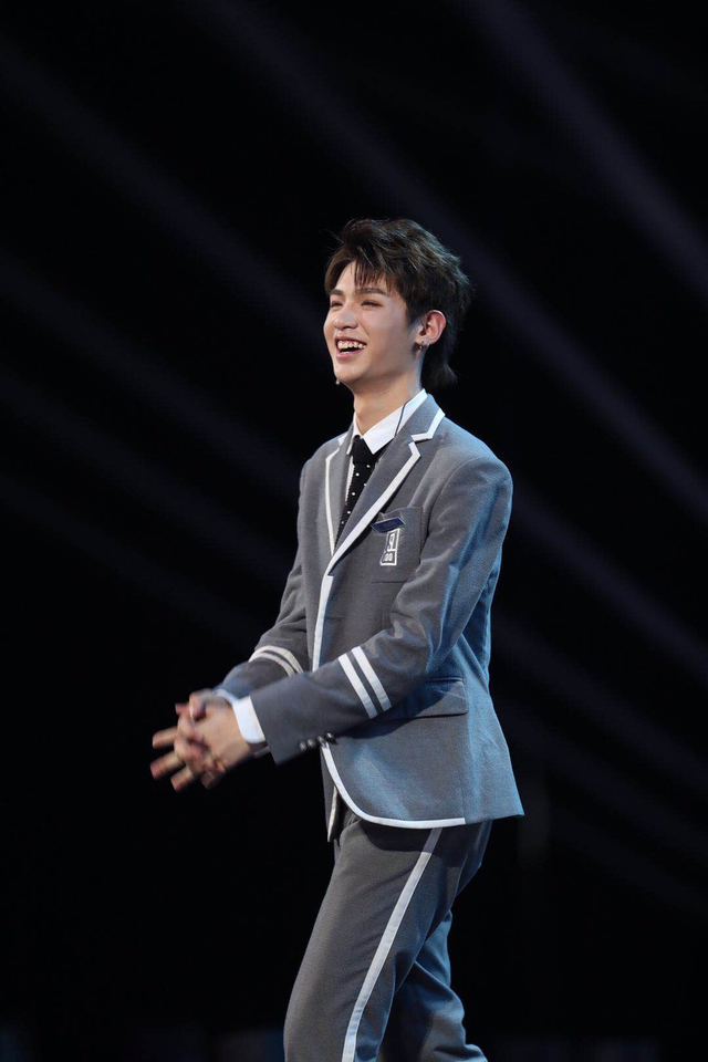 组图：《偶练》九人团名单公布 蔡徐坤范丞丞Justin等成功出道