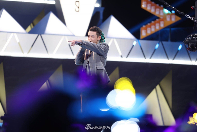 组图：《偶练》九人团名单公布 蔡徐坤范丞丞Justin等成功出道