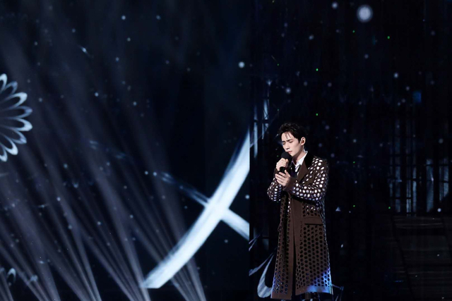 组图:2020跨年名场面!TF合体王一博水中唱跳肖战张艺兴合唱