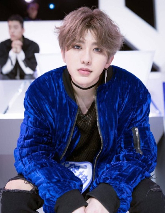 组图：练习生蔡徐坤星范足范丞丞清秀 你pick哪位小哥哥？