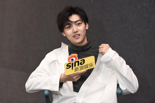 组图：创造营学员焉栩嘉青春活力 入行10年曾与队友相约首秀拿A