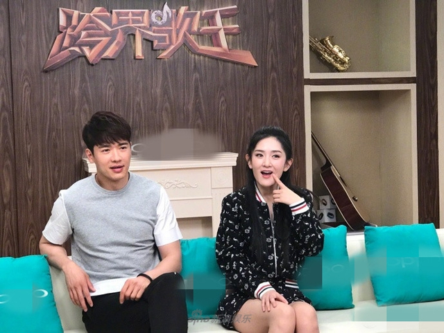 组图:谢娜加盟《跨界》 称老公张杰的歌都会唱