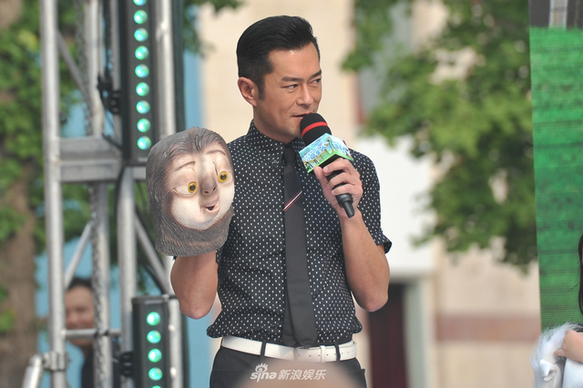 古天乐新片成“妻管严” 现场与马丽“较量”