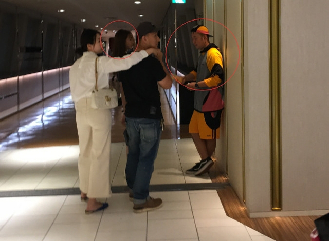 组图：杜海涛沈梦辰日本约会 女方长发披肩露大长腿