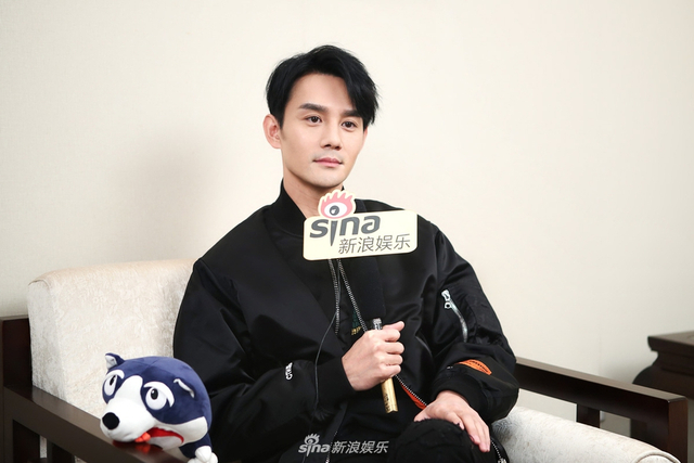 王凯笑称本命年自求多福