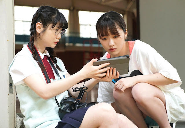 工藤遥主演漫改电影剧照解禁与伊藤健太郎暗生情愫 新浪图片