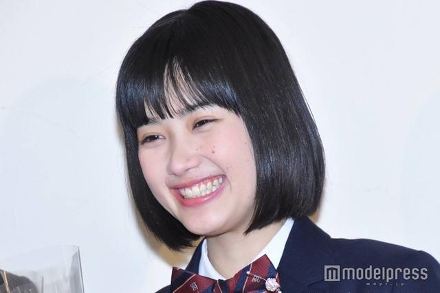 井头爱海尾碕真花从堀越高校毕业表明成为演员的目标 新浪图片