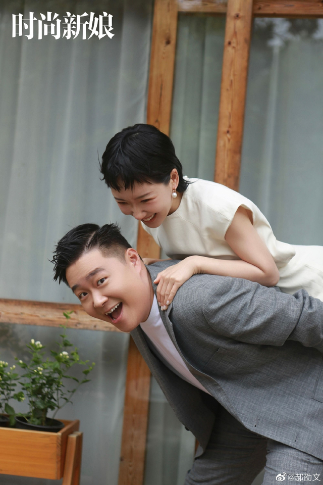郝邵文晒与老婆林宁瑞婚纱写真 宣布将于5月15日举行婚礼_新浪图片
