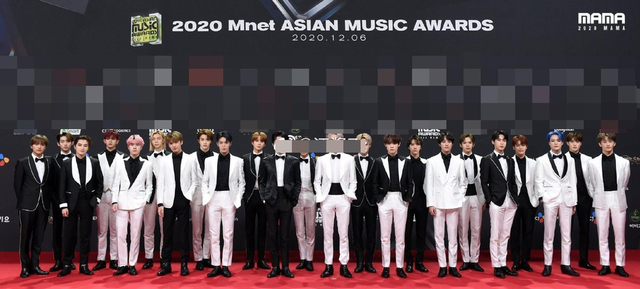 组图：2020MAMA颁奖礼 宋仲基久违露面黑西装帅气王嘉尔金发吸睛