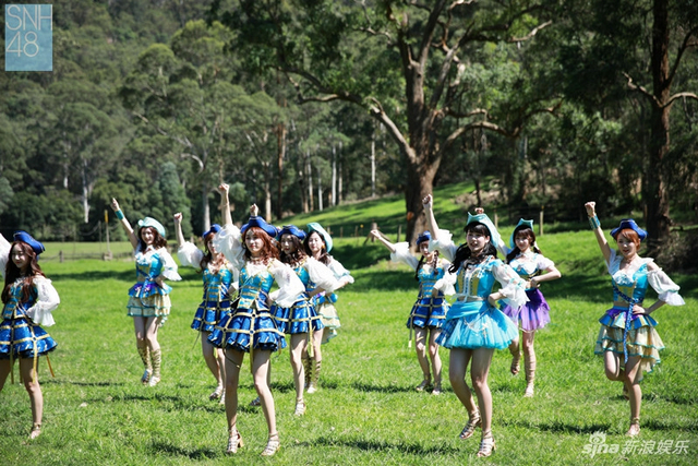 组图：SNH48《夏日柠檬船》上演反差萌 32名美少女变海盗