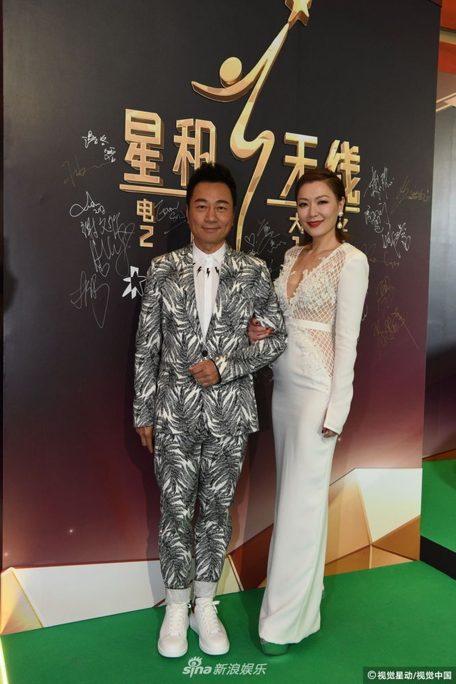 组图：TVB星和大奖王浩信李佳芯夺视帝后 《盲侠大律师》成大赢家