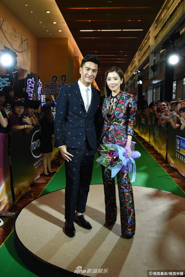 组图：TVB星和大奖王浩信李佳芯夺视帝后 《盲侠大律师》成大赢家