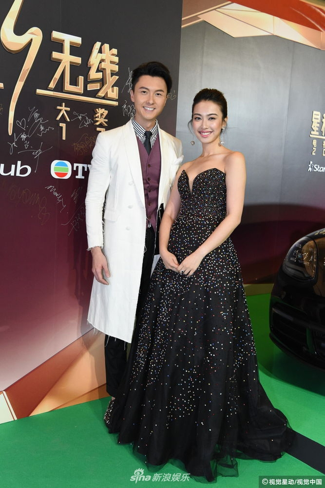 组图：TVB星和大奖王浩信李佳芯夺视帝后 《盲侠大律师》成大赢家