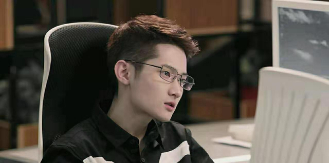 16           少年时期的陶轩(孙瀚文饰)