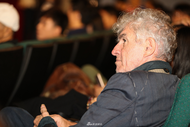 杜可风到现场参加金马电影学院结业式