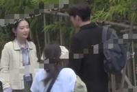 张彬彬吴倩新剧《三分野》路透 二人穿着厚实认真拍戏