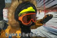 谢楠晒儿子单板滑雪视频 调侃“四肢这么短精神这么帅”
