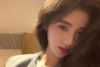 鞠婧祎分享自拍美照 怼脸镜头下五官精致下颌线迷人