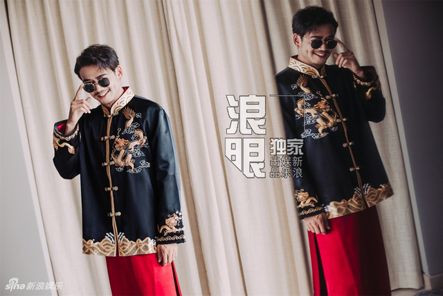 组图：杨烁王黎雯婚礼现场照曝光 新郎新娘誓言动人深情落泪