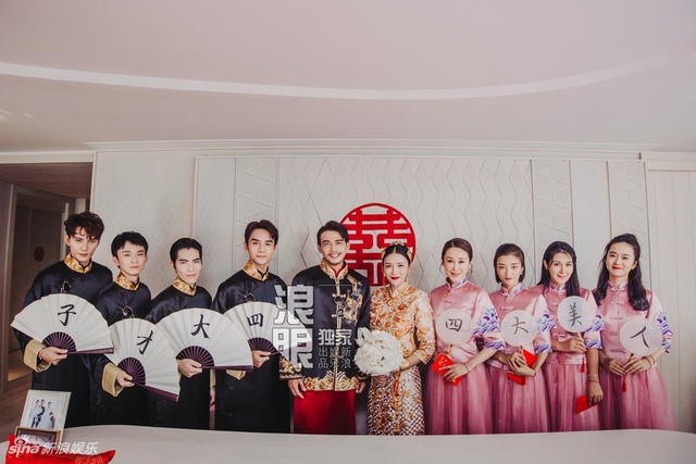 组图：杨烁王黎雯婚礼现场照曝光 新郎新娘誓言动人深情落泪