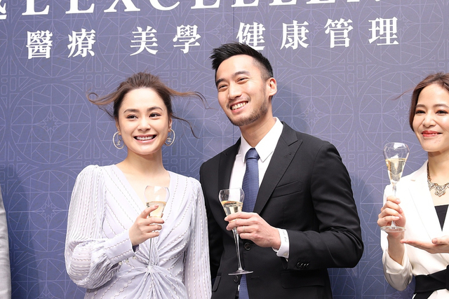 组图：台媒曝阿娇与老公赖弘国离婚 2018年闪嫁婚姻维系不到两年