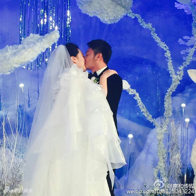 组图：印小天疑似被骗婚损失千万 甜蜜婚礼仿佛在昨天！