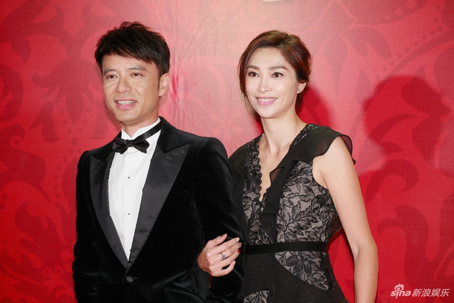 组图:汪明荃庆入行50周年众星云集 杨千嬅唯美容祖儿高开叉抢镜