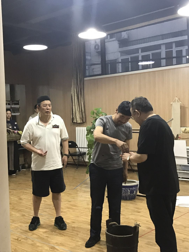 组图:“铁三角”再次齐力《断金》