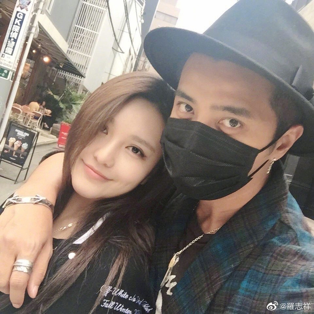 组图:罗志祥520追忆与周扬青恩爱点滴 曝光超多情侣合影!