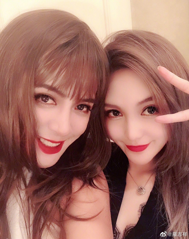 组图:罗志祥520追忆与周扬青恩爱点滴 曝光超多情侣合影!