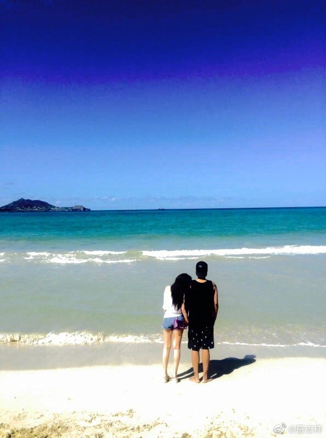 组图:罗志祥520追忆与周扬青恩爱点滴 曝光超多情侣合影!