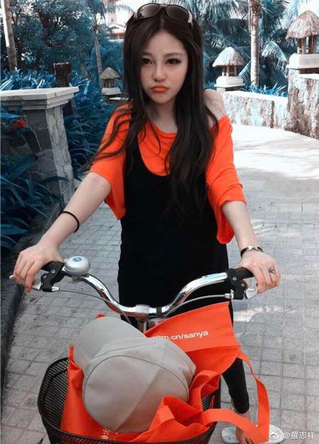 组图:罗志祥520追忆与周扬青恩爱点滴 曝光超多情侣合影!