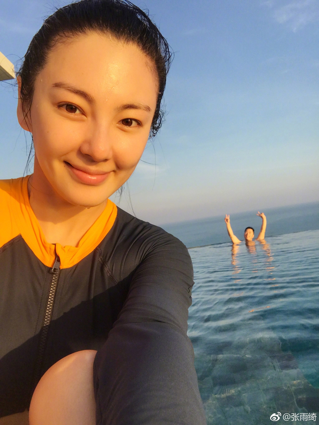 组图：张雨绮发声明宣布离婚 昔日恩爱瞬间成绝唱