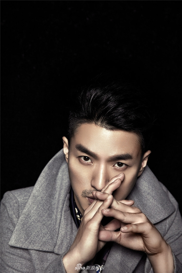 李威最新写真曝光 硬朗帅气尽显型男本色