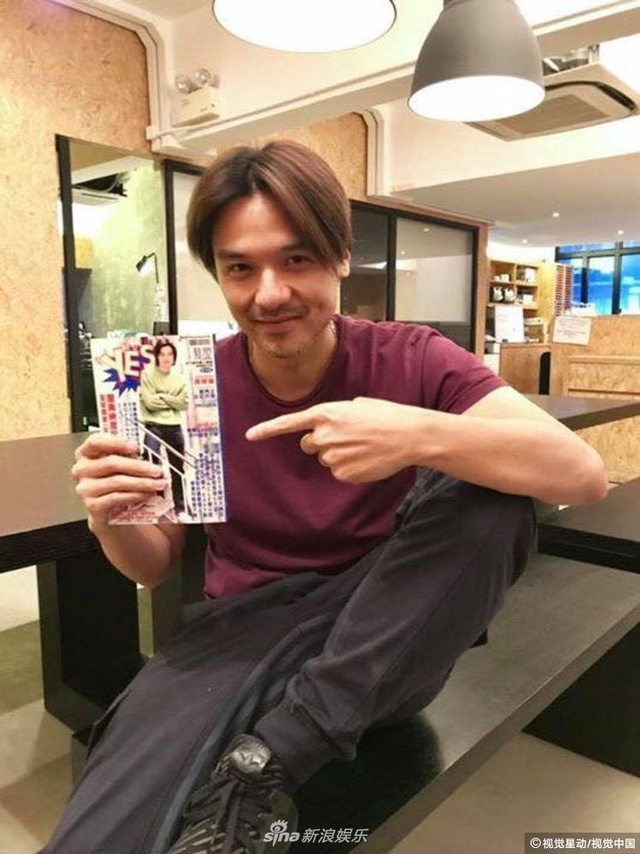 组图：刘德华舒淇新片票房报捷 冯德伦杨祐宁跑影院谢票