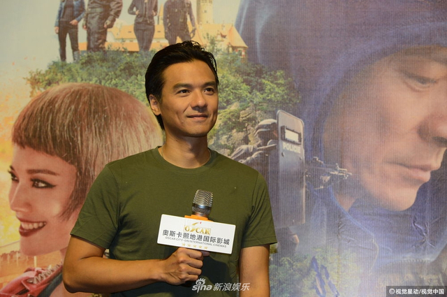 组图：刘德华舒淇新片票房报捷 冯德伦杨祐宁跑影院谢票