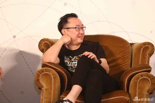 组图：新浪潮论坛冯小刚徐峥陆川宁浩热议演员