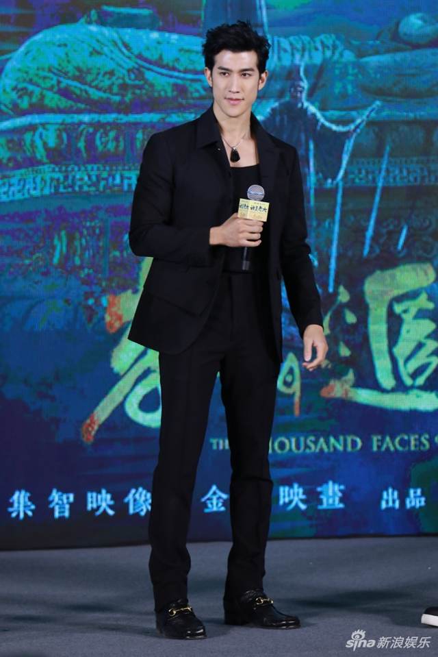 李治廷亮相