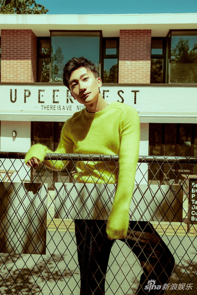 it男应勤夏日写真大曝光 画风温暖治愈力max