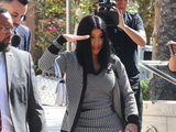 组图：说唱歌手卡迪·B出庭后离开圣塔安那法院