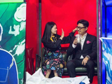 组图：李湘王岳伦同台节目风波后首播 互动甜蜜开怀大笑心情佳