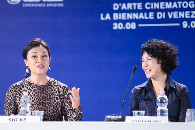 组图：威尼斯主竞赛华语片《嘉年华》亮相