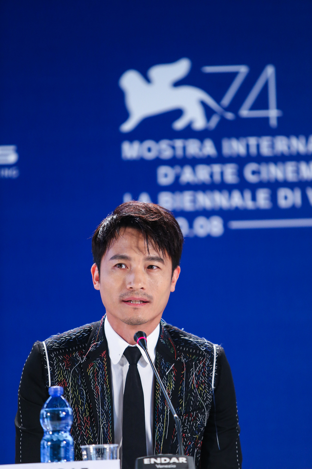 组图：威尼斯主竞赛华语片《嘉年华》亮相