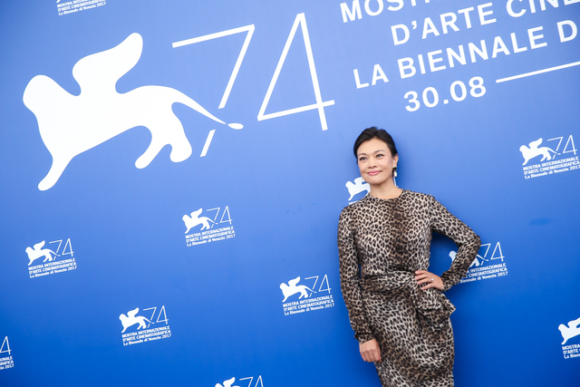 组图：威尼斯主竞赛华语片《嘉年华》亮相