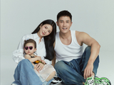 组图：王灿晒一家三口合照 与杜淳穿情侣装牵手对视甜蜜十足