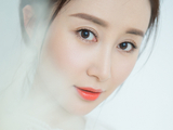 舒畅妆容甜美气质恬静温婉