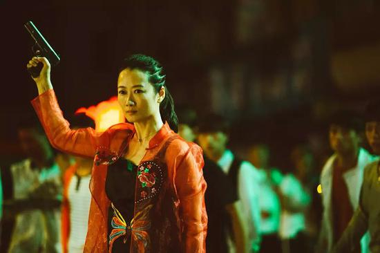 《江湖儿女》剧照，赵涛
