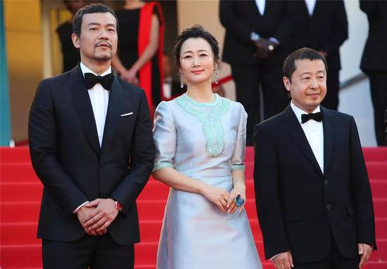 《江湖儿女》戛纳首映红毯上的廖凡、赵涛、贾樟柯